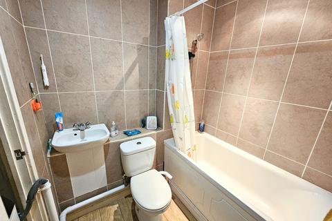 Studio for sale, Poplar Road, Aylesbury