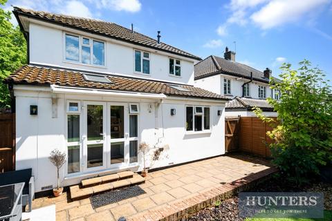 2 bedroom maisonette for sale, The Avenue, Worcester Park