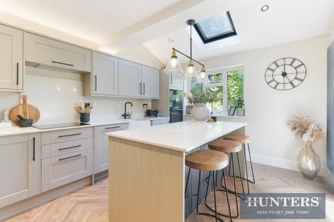 2 bedroom maisonette for sale, The Avenue, Worcester Park