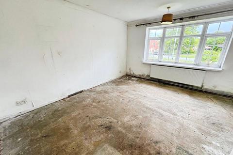 1 bedroom flat for sale, Worcester Grove, Wolverhampton WV6