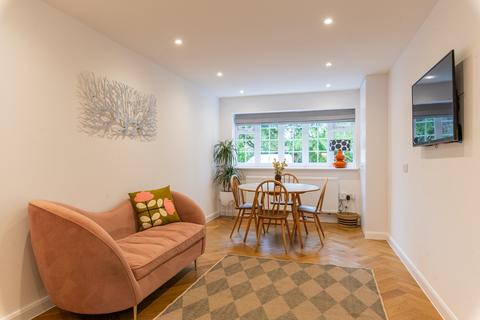 4 bedroom end of terrace house for sale, Sydenham Avenue, London SE26