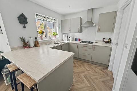 3 bedroom detached house for sale, West Parley