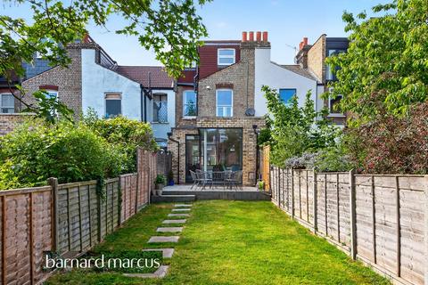 3 bedroom terraced house for sale, Stanley Road, London