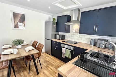 1 bedroom apartment to rent, Bridge Street, Newport,