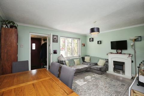 3 bedroom semi-detached house for sale, Oxlease, Witney OX28