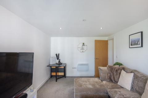 2 bedroom flat for sale, Wheatley Court, Halifax HX2