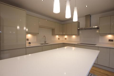 5 bedroom detached house for sale, Moorview Villas, Westfield Lane