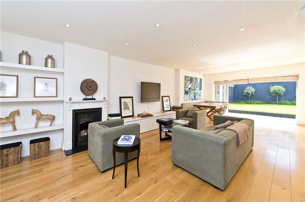 Living room, fireplace