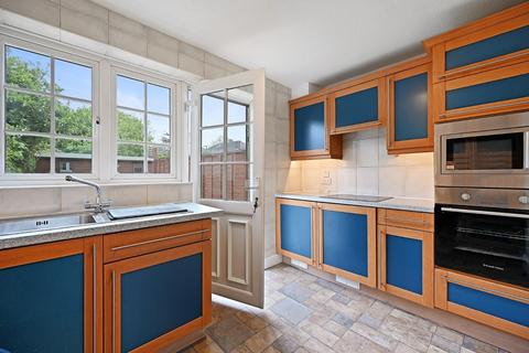 2 bedroom house for sale, Sawyers Lawn, Ealing