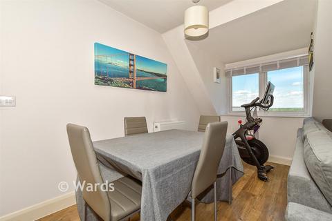 1 bedroom apartment for sale, Cedar House, Tunbridge Wells TN2