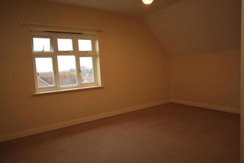 1 bedroom flat for sale, Lumley Road, Horley, Surrey, RH6 7LB