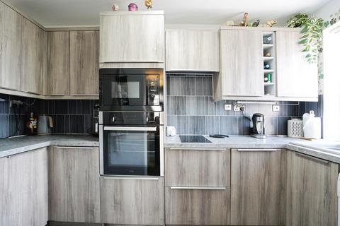 2 bedroom flat for sale, Trevarthian Road, St. Austell, PL25