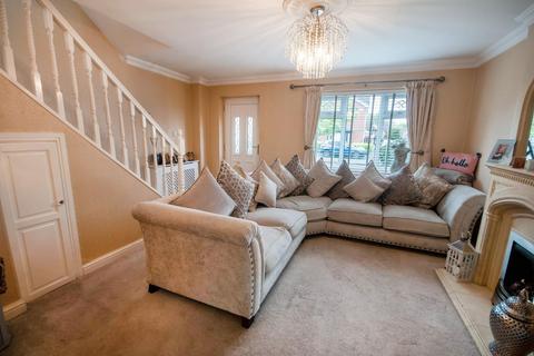3 bedroom semi-detached house for sale, Haseley Close, Manchester M26