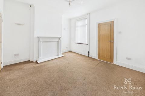3 bedroom semi-detached house to rent, Garry Road, Sheffield S6