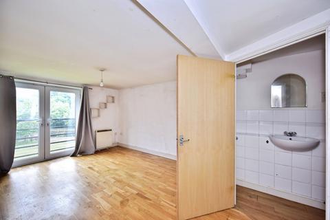 2 bedroom flat for sale, St. Peters Street, Maidstone, Kent, ME16