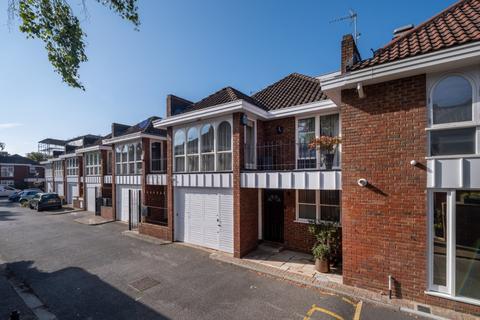 4 bedroom house for sale, Denning Close, St John's Wood, London, NW8