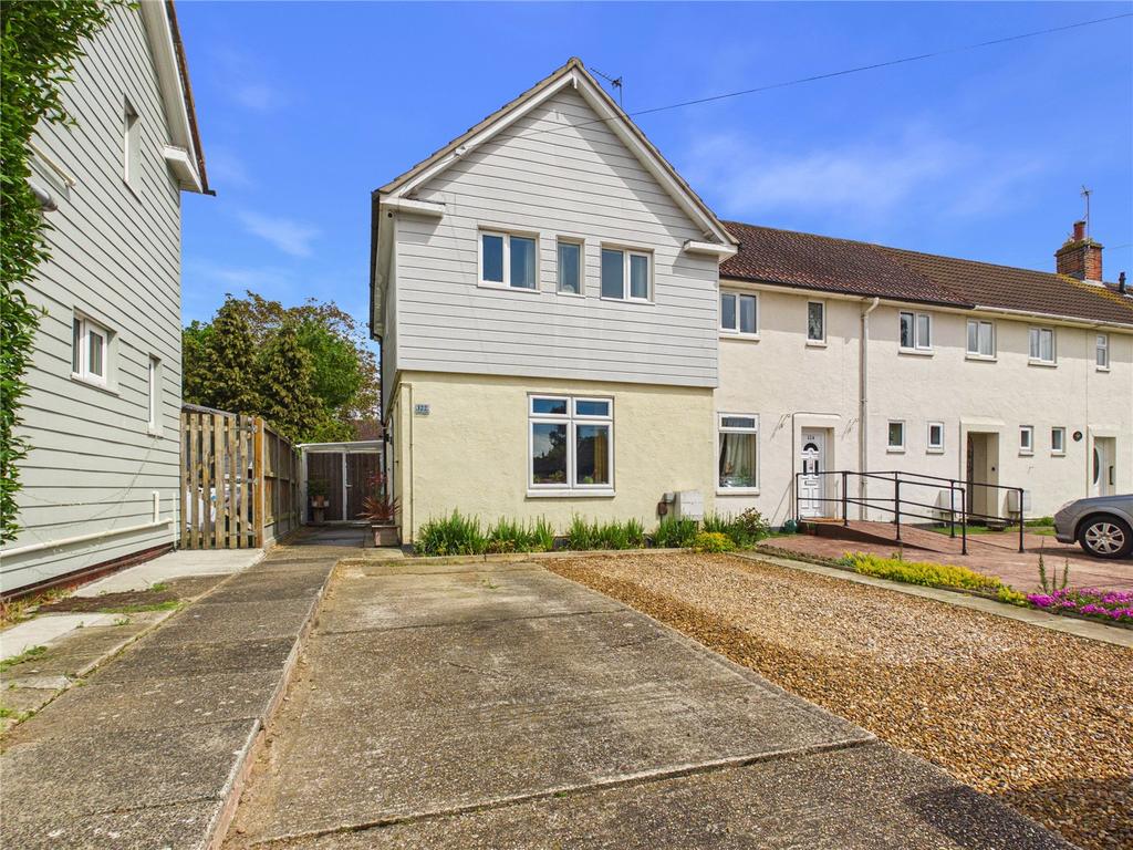 Collingwood Road, Colchester, Essex, CO3 3 bed end of terrace house for ...