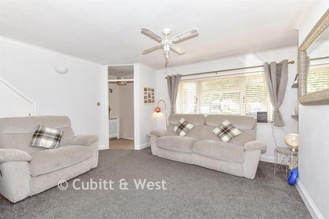 3 bedroom semi-detached house for sale, Albretia Avenue, Waterlooville PO8