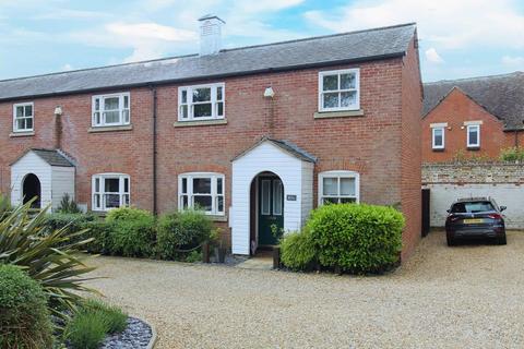 2 bedroom end of terrace house for sale, George Lane, Buckden PE19