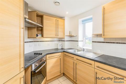 1 bedroom apartment for sale, Abbotsmead Place, Caversham, Reading