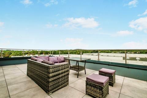 1 bedroom flat for sale, Romany Road, Worthing, West Sussex, BN13