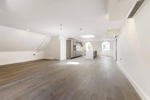 3 bedroom penthouse for sale, Green Lane, Cobham, Surrey, KT11