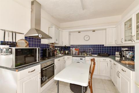 1 bedroom maisonette for sale, Queens Gardens, Herne Bay, Kent