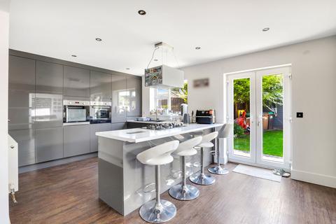 3 bedroom semi-detached house for sale, Audrey Crescent, Mansfield NG19