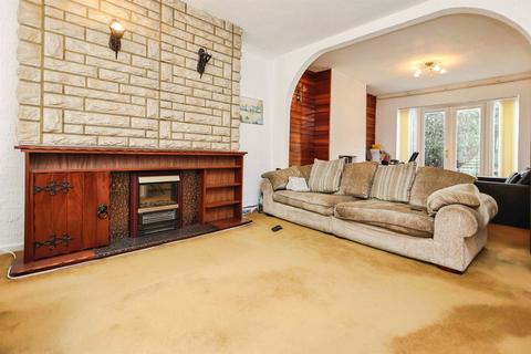 4 bedroom semi-detached house for sale, Chester Road, Kingshurst, BIRMINGHAM
