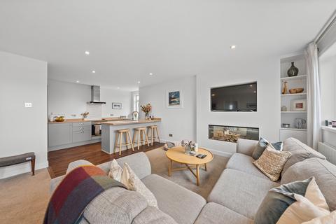 3 bedroom end of terrace house for sale, Main Street, Twynholm, Kirkcudbright