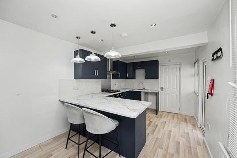 undefined, Totteridge Road, Enfield