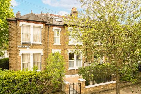 Latimer Road, London SW19