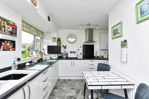 2 bedroom detached bungalow for sale, Seacroft Road, Broadstairs CT10