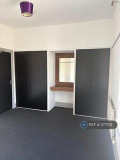 1 bedroom in a house share to rent, Norfolk St, Swansea, SA1