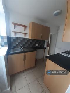 1 bedroom in a house share to rent, Cromwell Street, Swansea, SA1