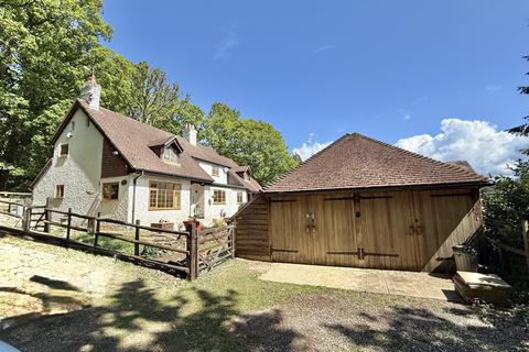 4 bedroom detached house for sale, Linslade Cottage, Linford, BH24 3HY