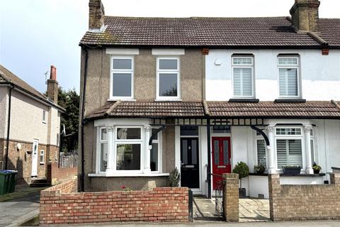 2 bedroom end of terrace house to rent, Church Road, Bexleyheath DA7