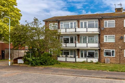 2 bedroom apartment for sale, The Causeway, Goring-By-Sea, Worthing
