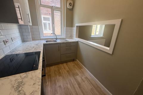 1 bedroom apartment to rent, West Parade, Lincolnshire DN31