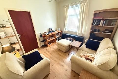 1 bedroom apartment for sale, Young Street, Gilesgate, Durham, DH1