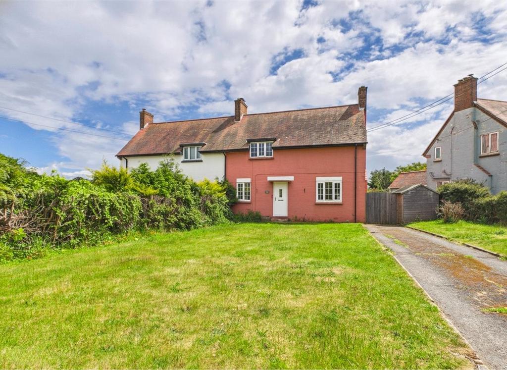 Sparrows Corner, Great Oakley, Harwich 3 bed semi-detached house for ...