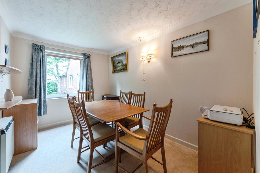 Dining Area/Bedroom