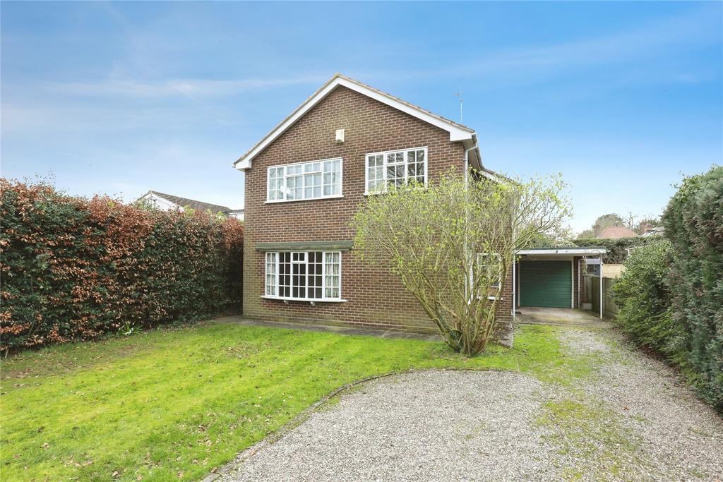 4 bedroom detached house for sale