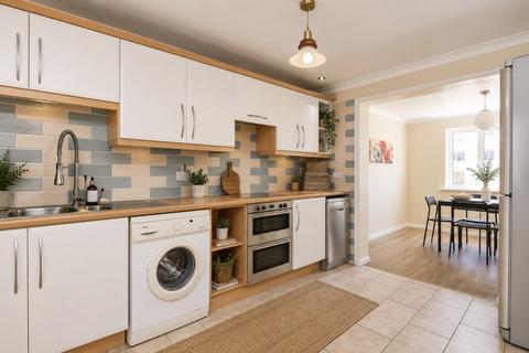 5 bedroom terraced house to rent, Atkyns Road Headington, Headington, Oxford, Oxfordshire, OX3
