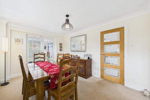 4 bedroom end of terrace house for sale, Howard Agne Close, Bovingdon Hemel Hempstead, HP3