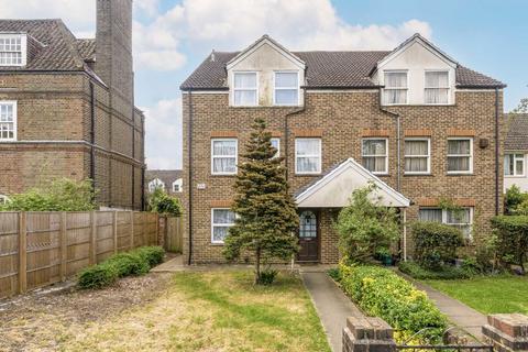 undefined, Hillcrest Road, London W5