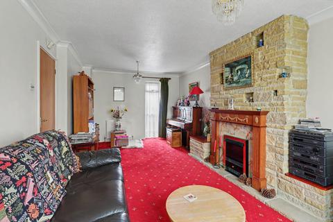 undefined, Rochfords Gardens, Slough SL2