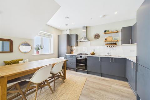2 bedroom apartment for sale, East Molesey