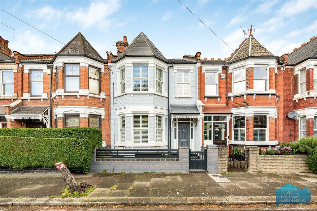 4 bedroom terraced house for sale