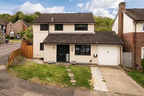4 bedroom detached house for sale, College Avenue, Tonbridge